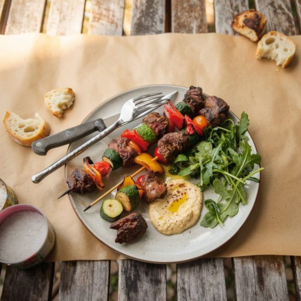 Brochettes de bœuf et légumes